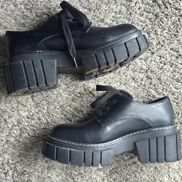 Steve Madden Phoenix Loafer lace-up shoes, Womens Size 6 - Picture 5 of 10